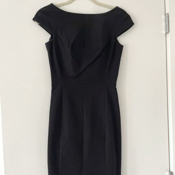 Banana Republic Bi-Stretch V-Back Sheath Dress Black Size 0 - Picture 1 of 4